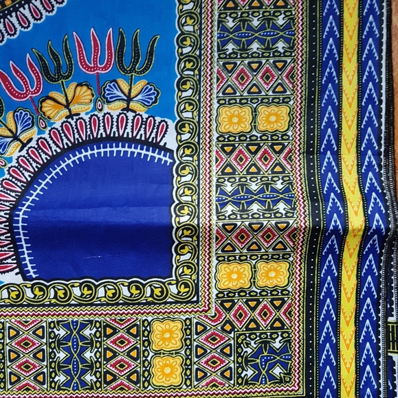 3 Layer Reversible Reusable Contoured Face Mask - Picture 4 of 7